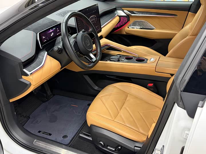 Фото 4 - Zeekr 001