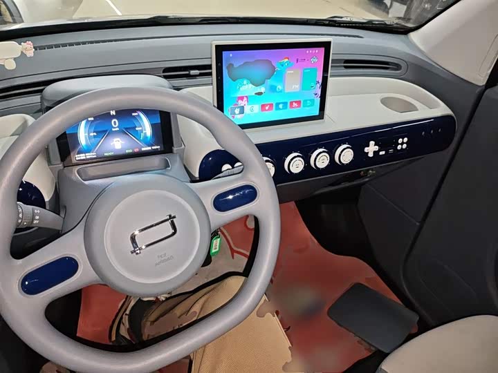 Фото 10 - Bestune Pony