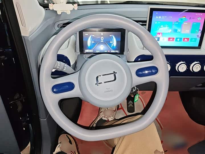 Фото 11 - Bestune Pony