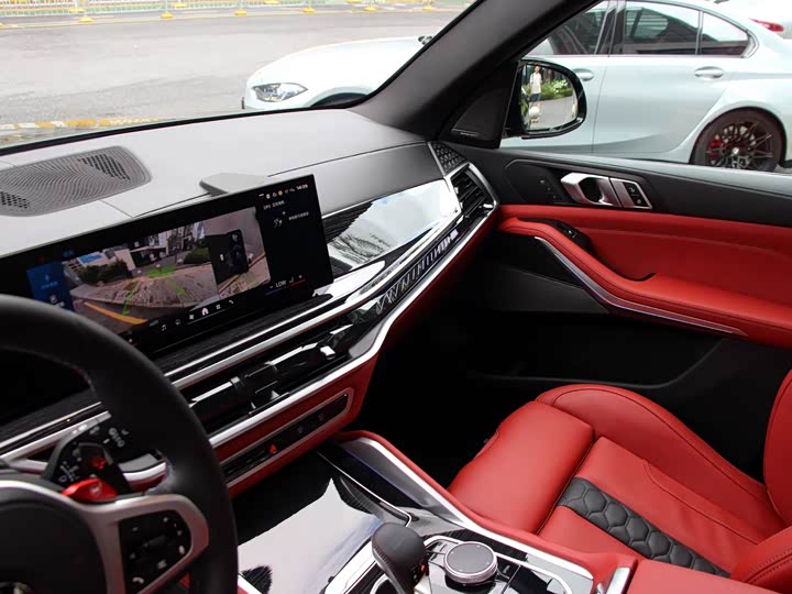 Фото 12 - BMW X5 M