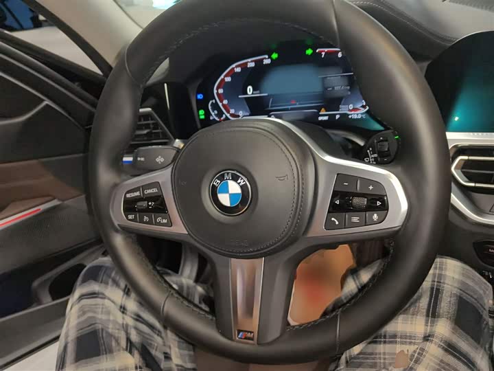 Фото 11 - BMW 3 Series