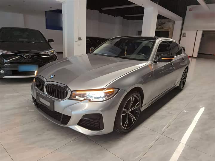 Фото 2 - BMW 3 Series