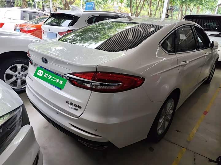 Фото 7 - Ford Mondeo