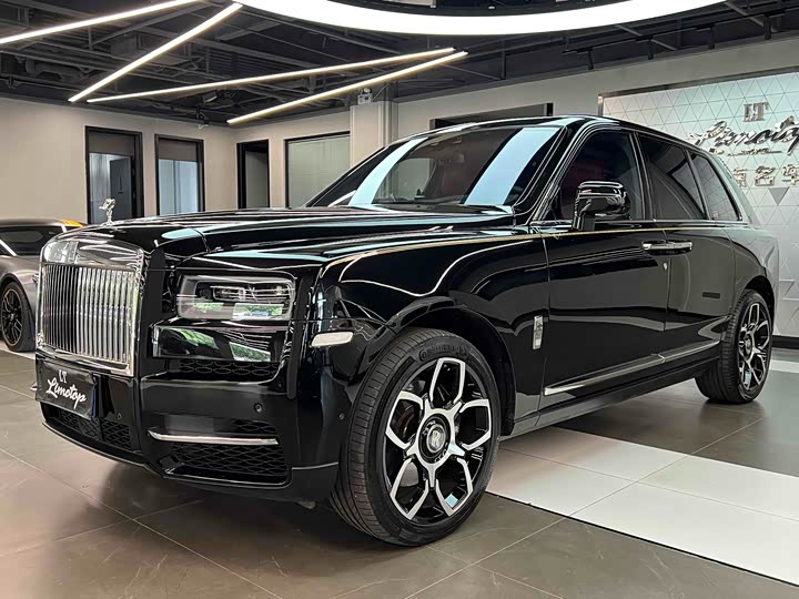 Фото 3 - Rolls-Royce Cullinan