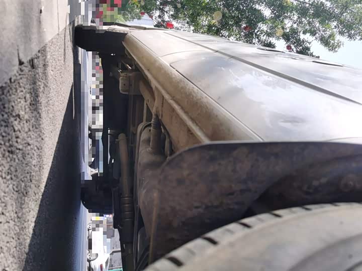 Фото 16 - Maxus V80