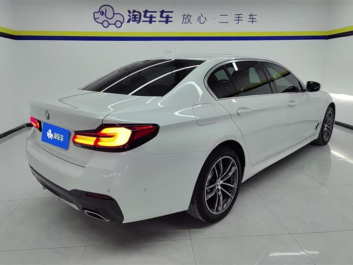 Фото 3 - BMW 5 Series