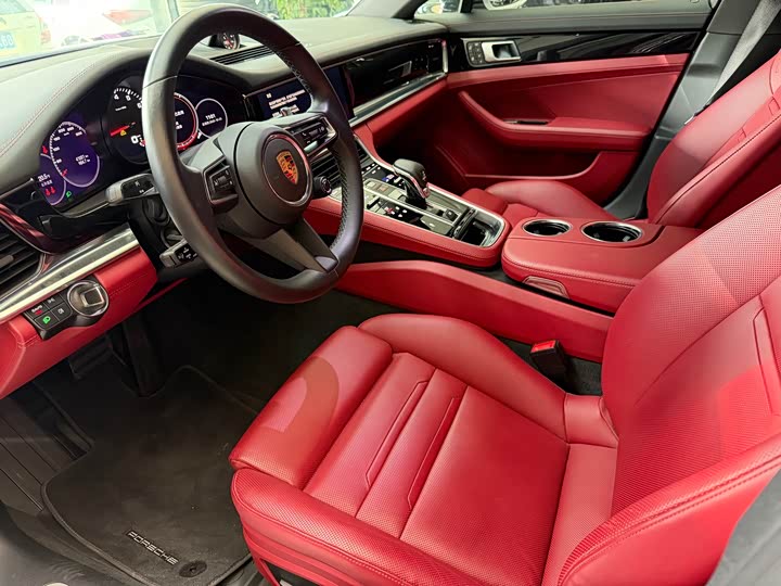 Фото 4 - Porsche Panamera