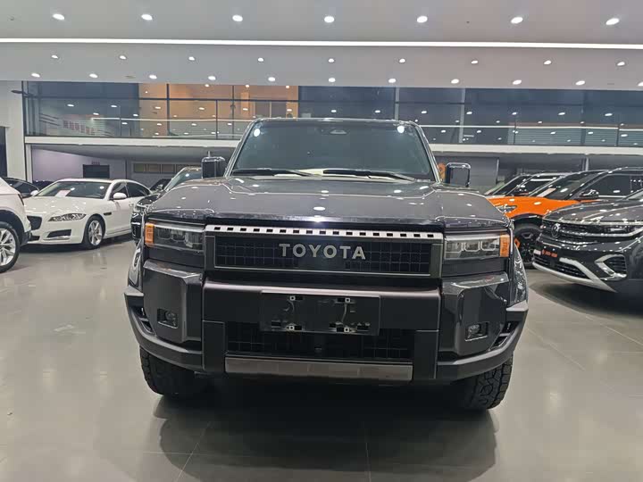 Фото 4 - Toyota Prado