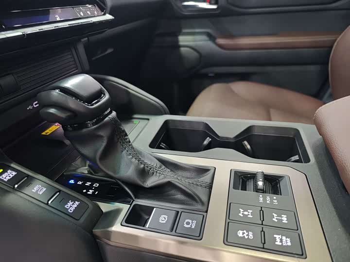 Фото 5 - Toyota Prado