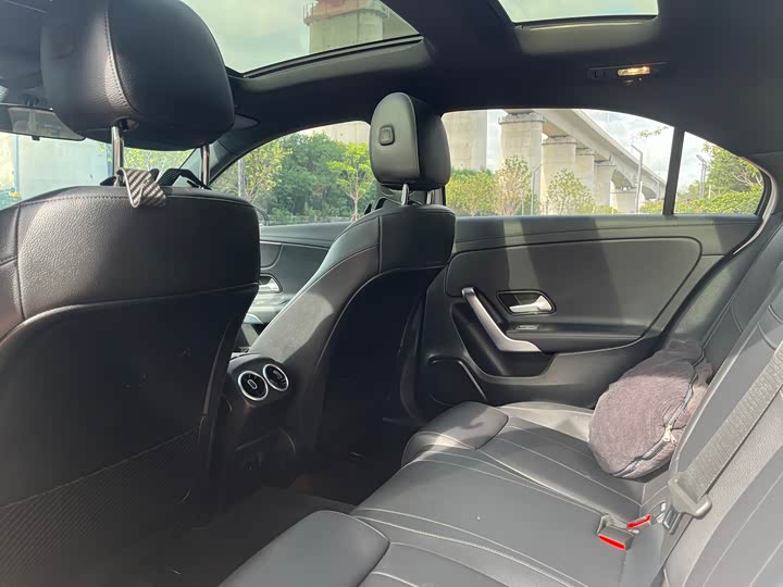 Фото 6 - Mercedes-Benz A-Class