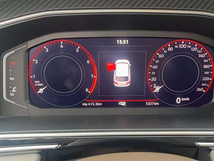 Фото 8 - Volkswagen Tiguan L Pro