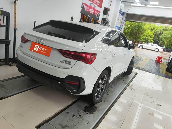 Фото 4 - Audi Q3 Sportback