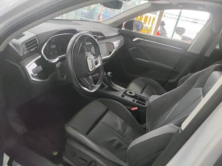 Фото 5 - Audi Q3 Sportback