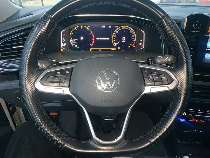 Фото 11 - Volkswagen Tayron X