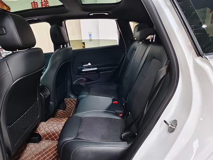 Фото 9 - Mercedes-Benz B-Class