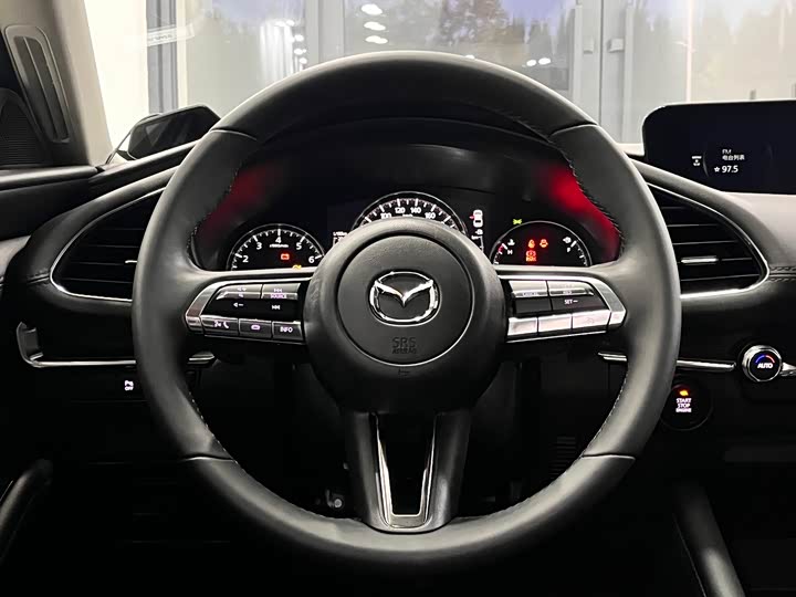 Фото 16 - Mazda 3 (Axela)