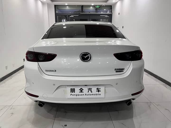 Фото 19 - Mazda 3 (Axela)