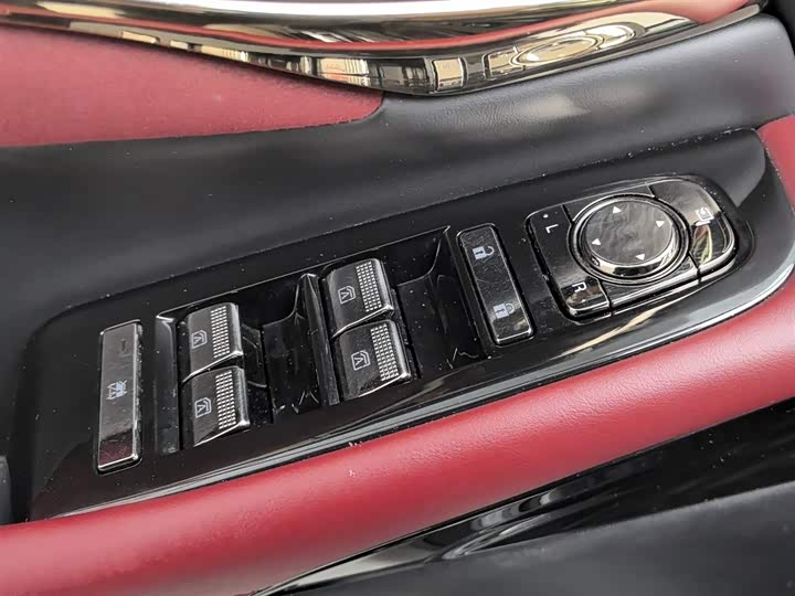 Фото 9 - GAC Trumpchi M8