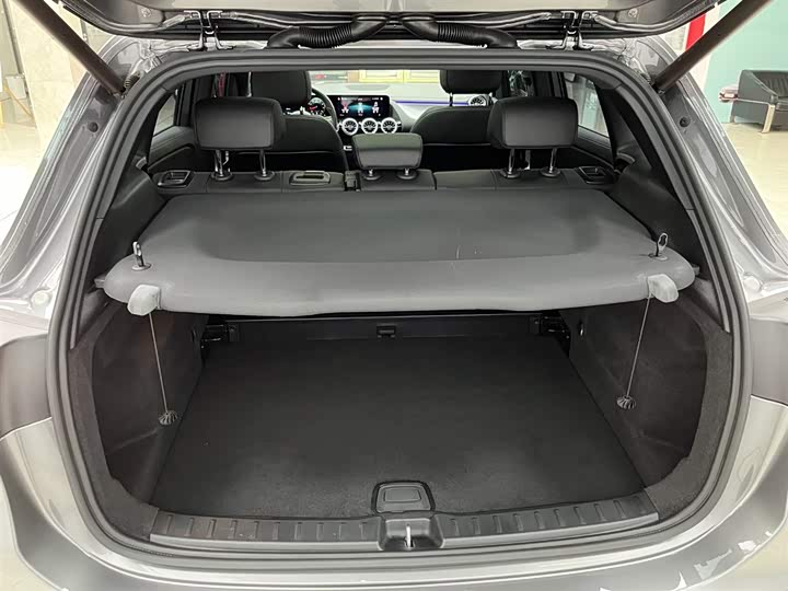 Фото 17 - Mercedes-Benz GLA-Class