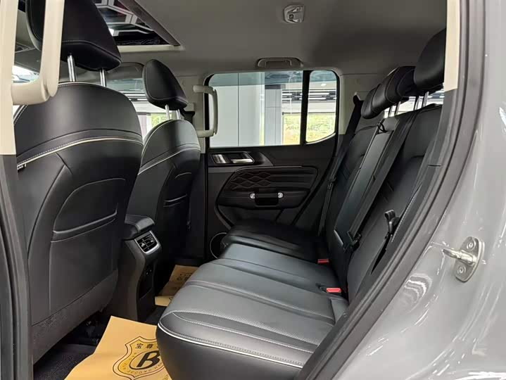 Фото 8 - Tank 300