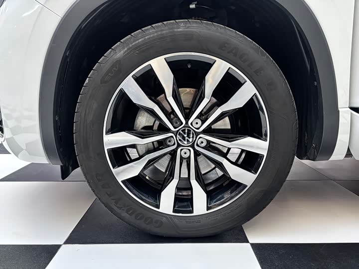 Фото 4 - Volkswagen Tayron