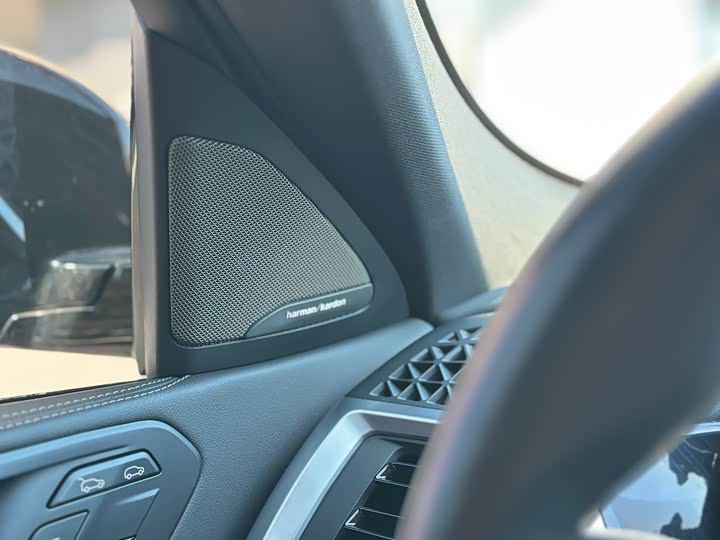 Фото 14 - BMW X6