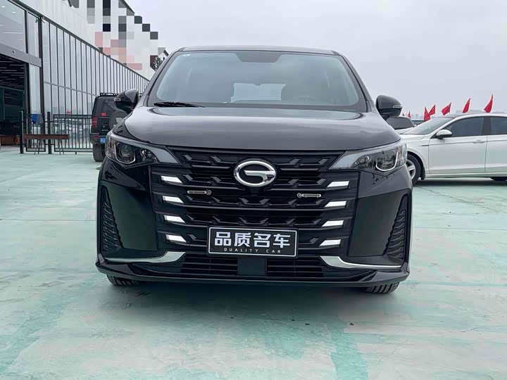 Фото 2 - GAC Trumpchi M6