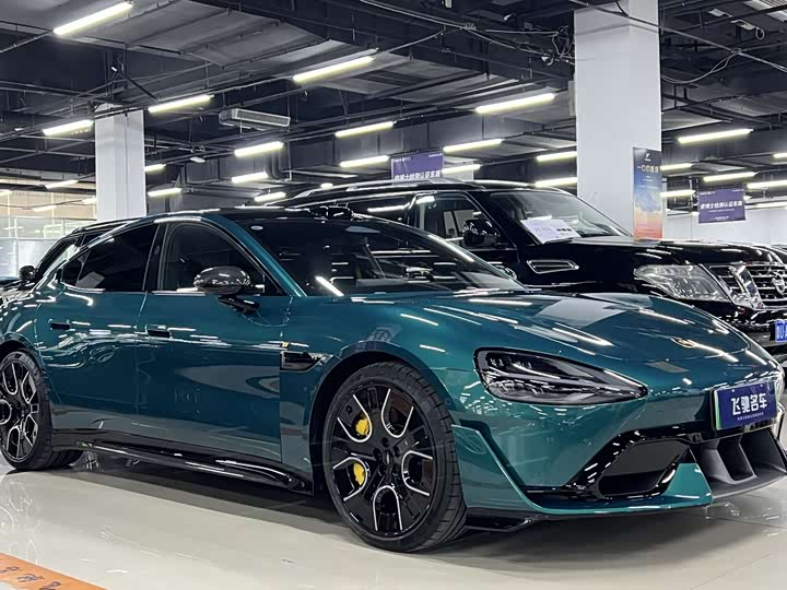 Фото 3 - Xiaomi SU7 Ultra