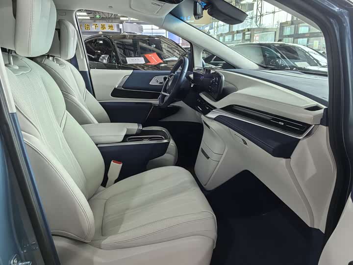 Фото 19 - Buick GL8 Century