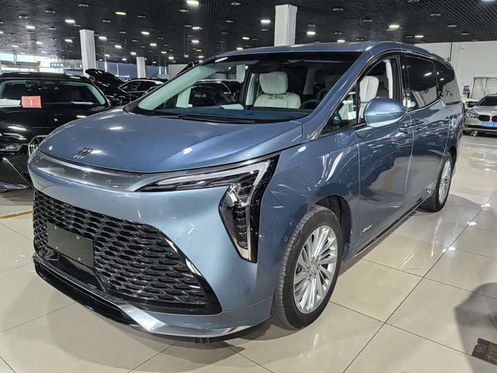 Фото 3 - Buick GL8 Century