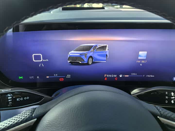 Фото 8 - Buick GL8 Century