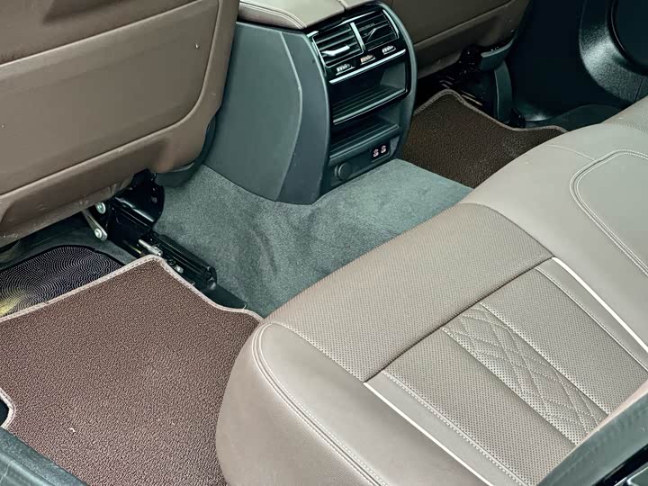 Фото 2 - BMW 5 Series