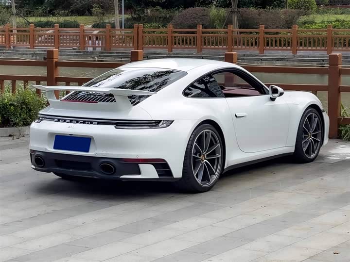 Фото 5 - Porsche 911