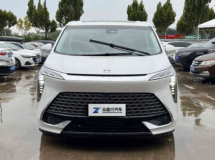 Фото 2 - Buick GL8 Century