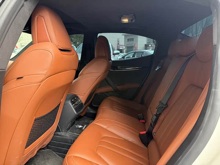 Фото 5 - Maserati Ghibli