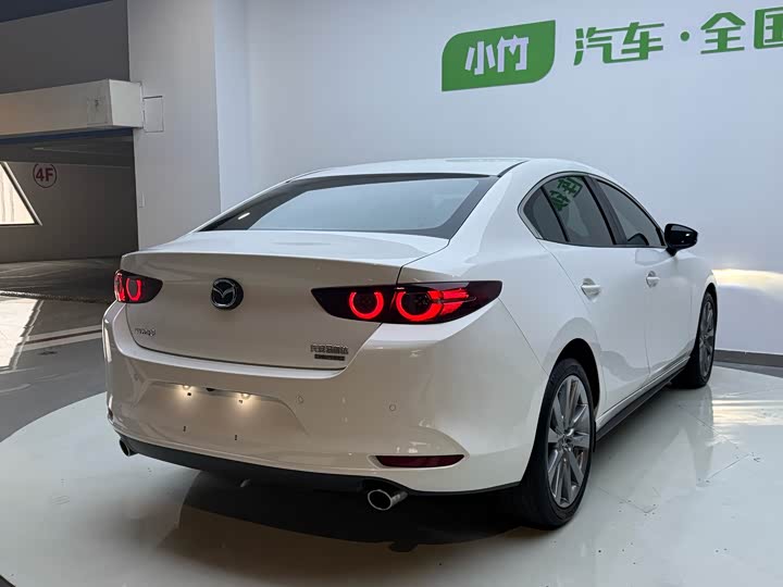 Фото 5 - Mazda 3 (Axela)