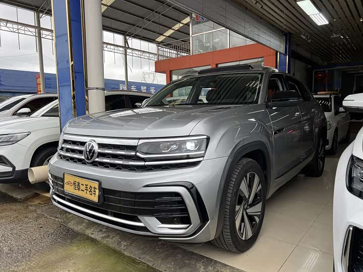 Фото 1 - Volkswagen Teramont X