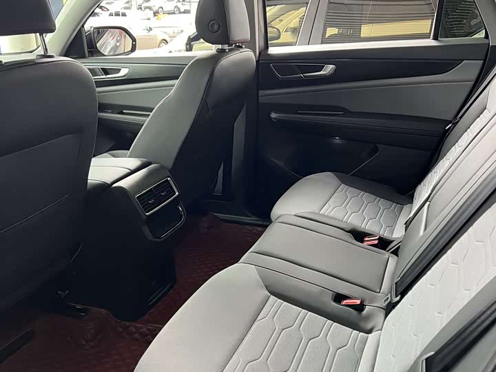 Фото 7 - Volkswagen Teramont X