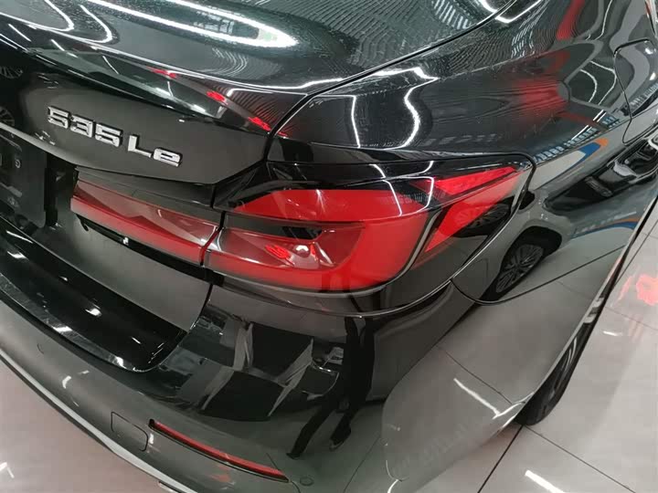 Фото 8 - BMW 5 Series Hybrid