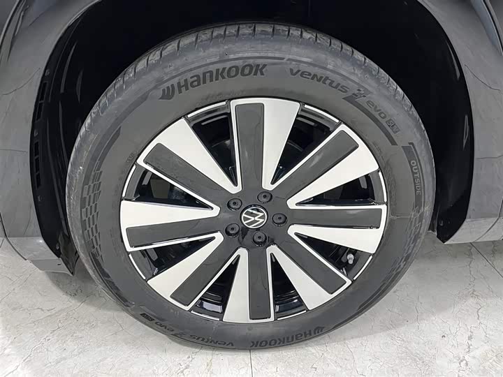 Фото 21 - Volkswagen Teramont Pro