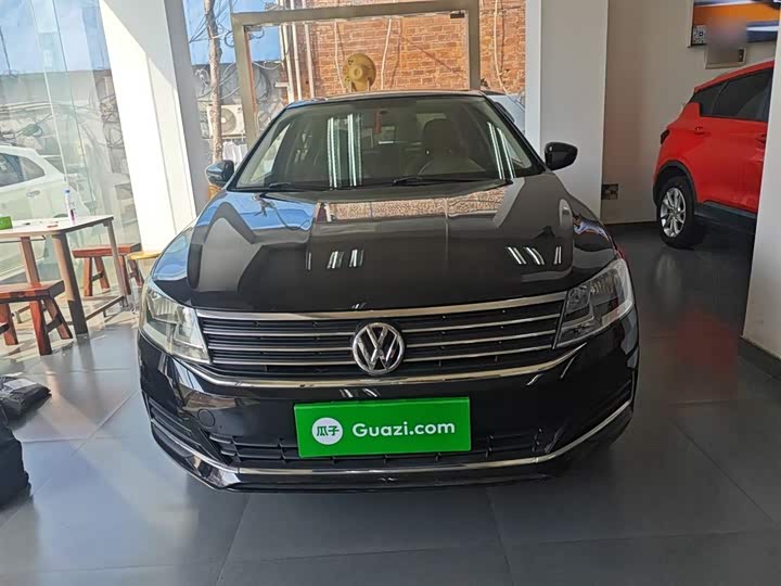 Фото 3 - Volkswagen Lavida