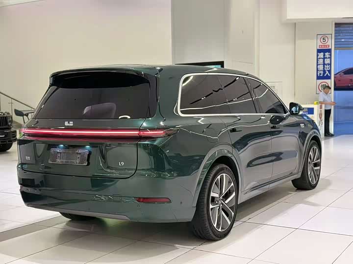 Фото 10 - LiXiang L9