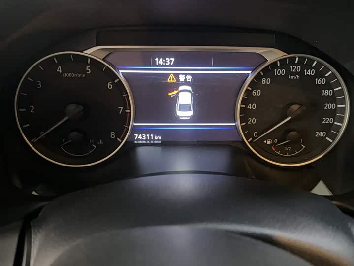 Фото 11 - Nissan Teana