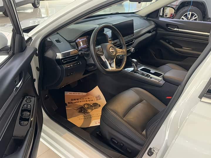 Фото 9 - Nissan Teana