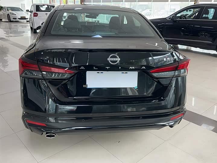 Фото 7 - Nissan Teana