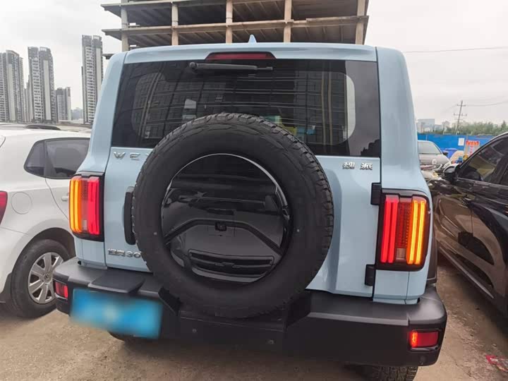 Фото 6 - Tank 300