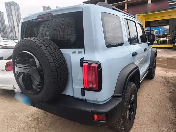 Фото 7 - Tank 300