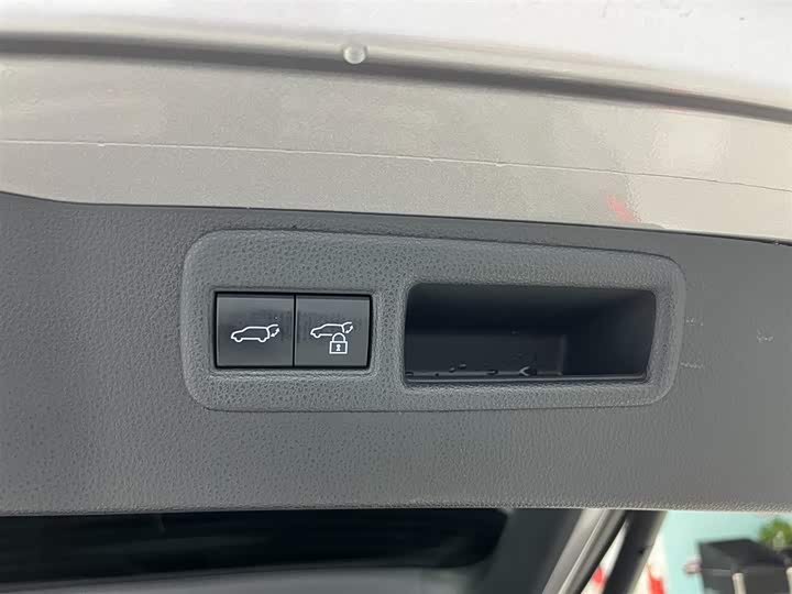 Фото 17 - Toyota Venza