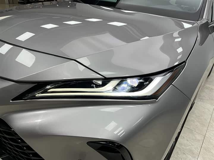 Фото 18 - Toyota Venza