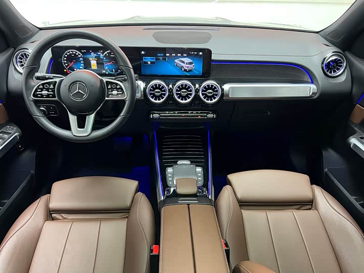 Фото 12 - Mercedes-Benz GLB-Class